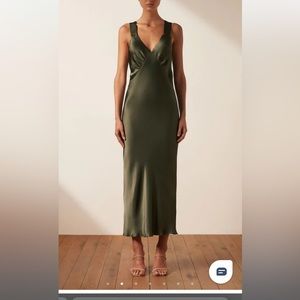 SHONA JOY Giorgia Satin Midi Dress green
